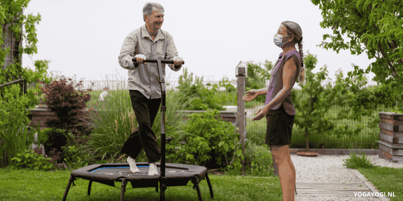 Mini trampoline voor senioren